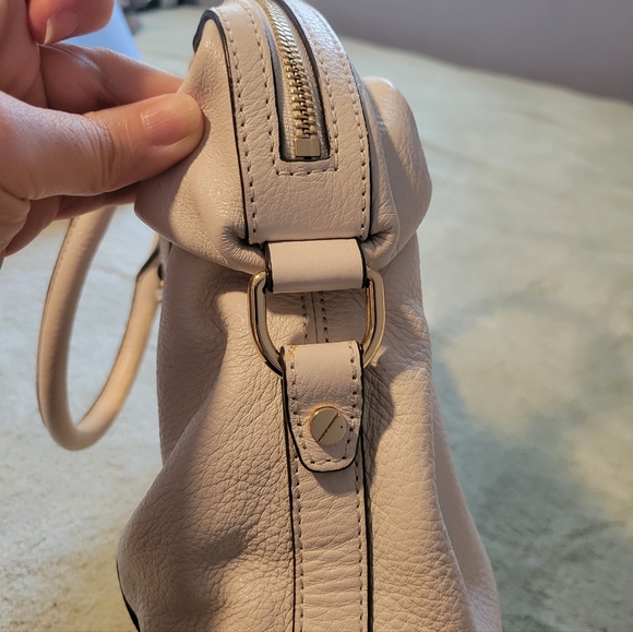MICHAEL KORS PURSE - Picture 4 of 5